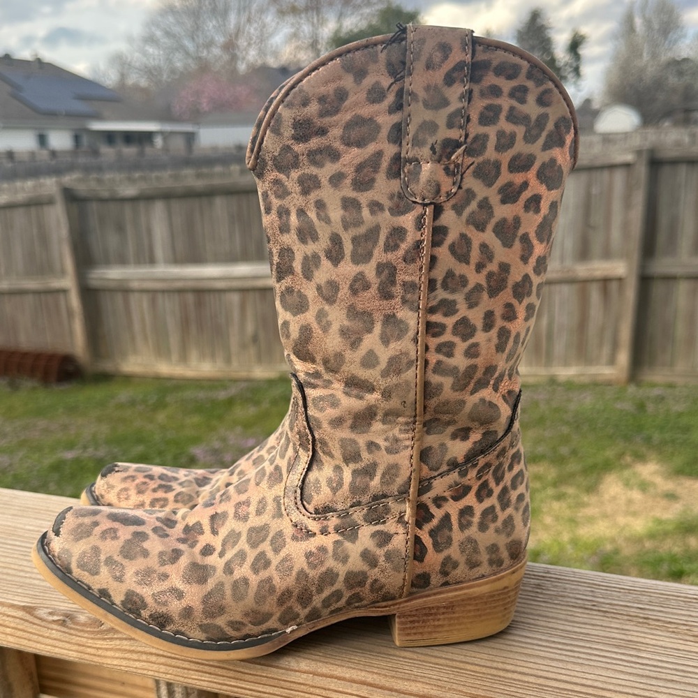 Shimmery Leopard Print Western Cowgirl Boots - GIRLS sz 12